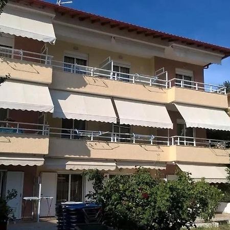 Kyparissis Apartment Посиди Екстериор снимка